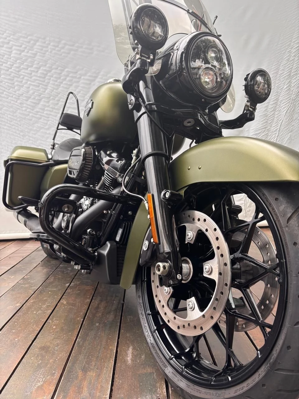 HARLEY-DAVIDSON ROAD KING SPECIAL