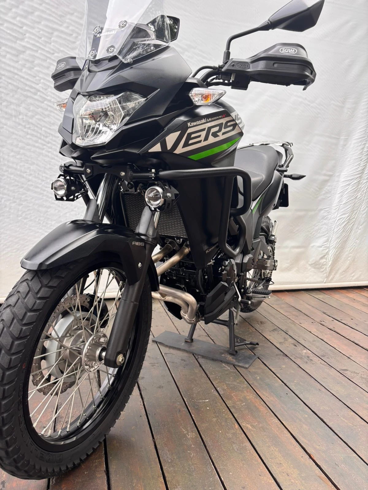 KAWASAKI VERSYS-X 300