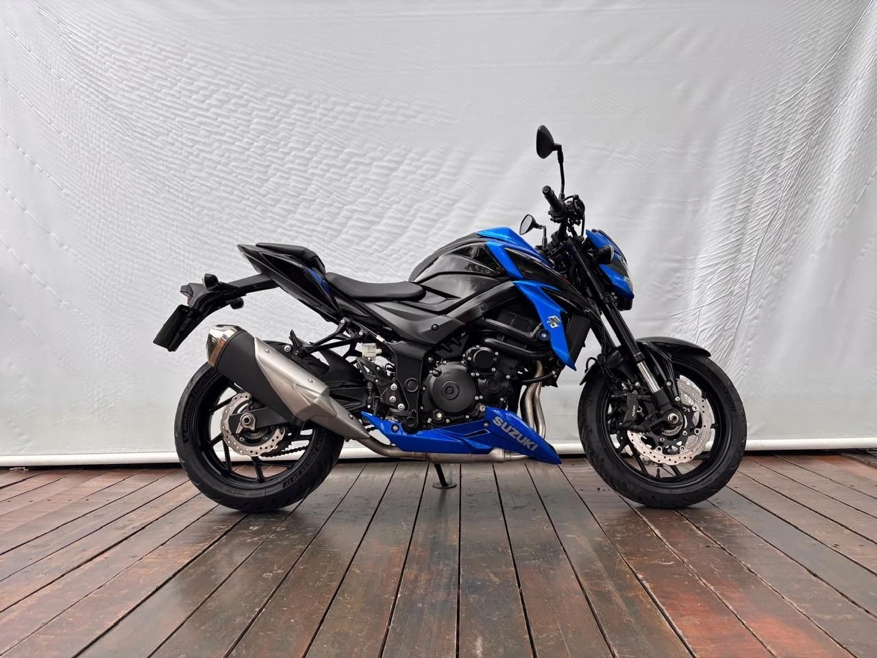 SUZUKI GSX S 750A