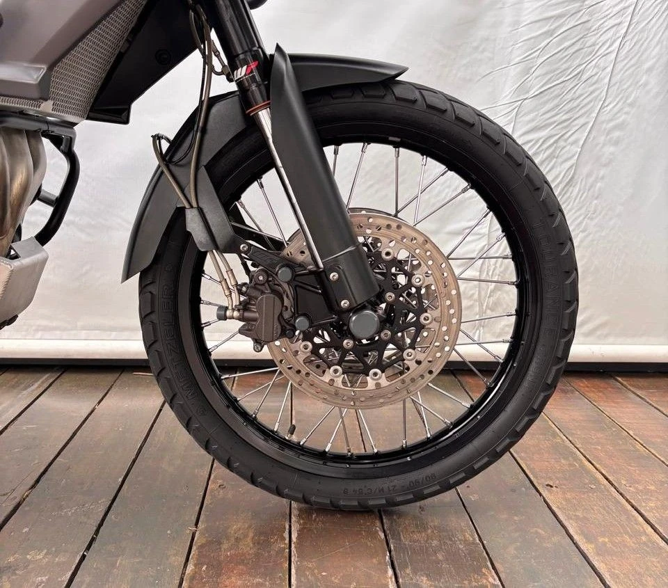 TRIUMPH TIGER 800 XCA