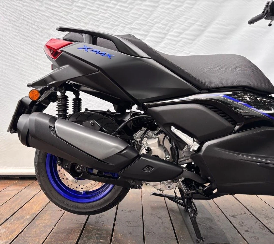 YAMAHA XMAX 300 CONNECTED ABS