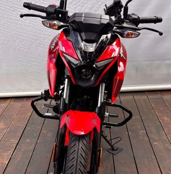 BAJAJ PULSAR N150