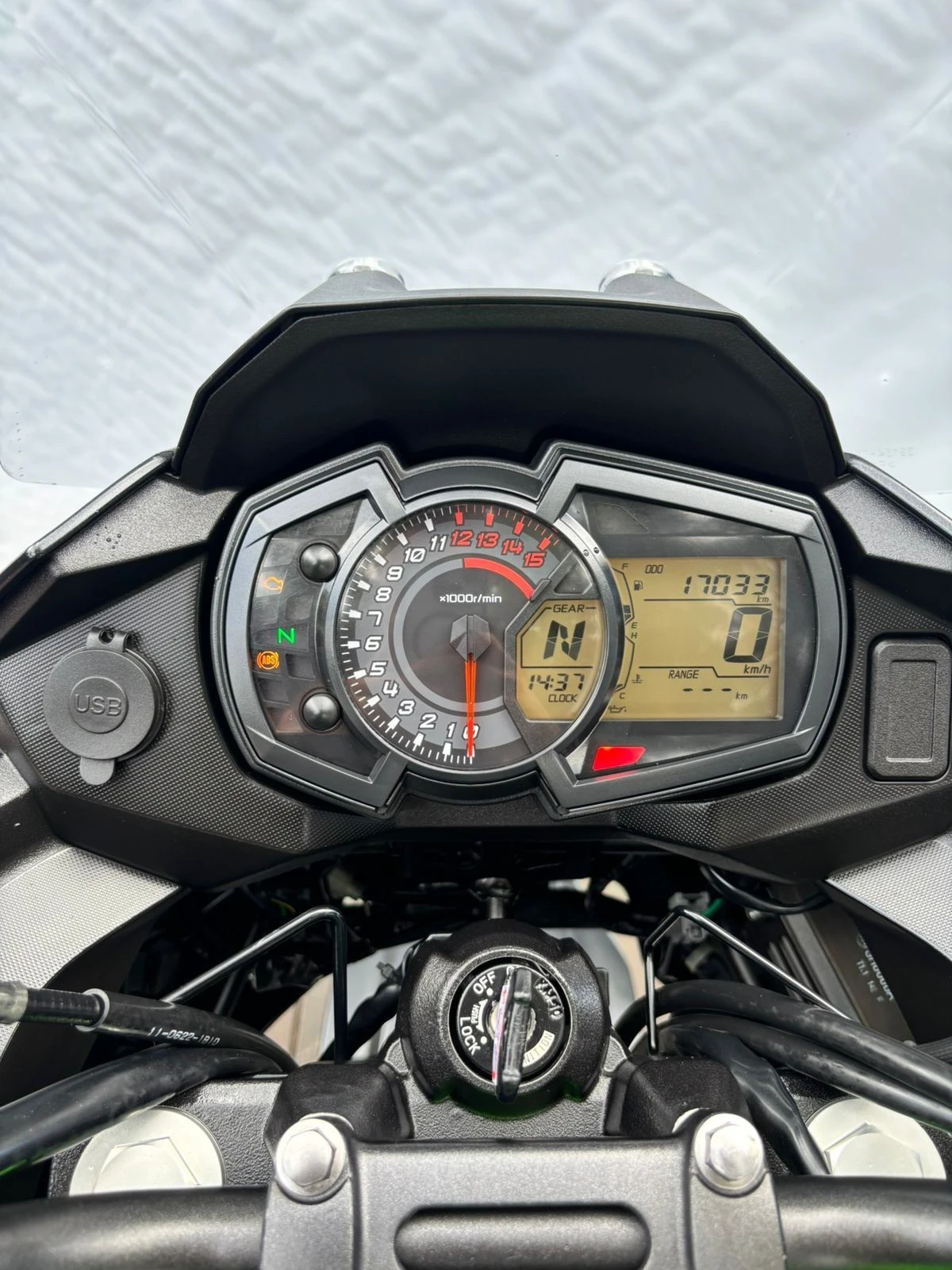 KAWASAKI VERSYS-X 300