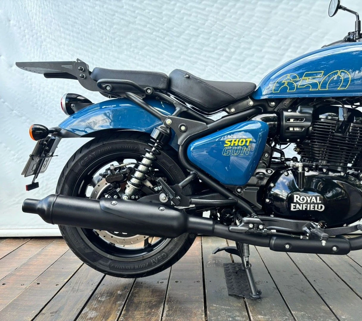 ROYAL ENFIELD SHOTGUN 650 STENCIL WHITE