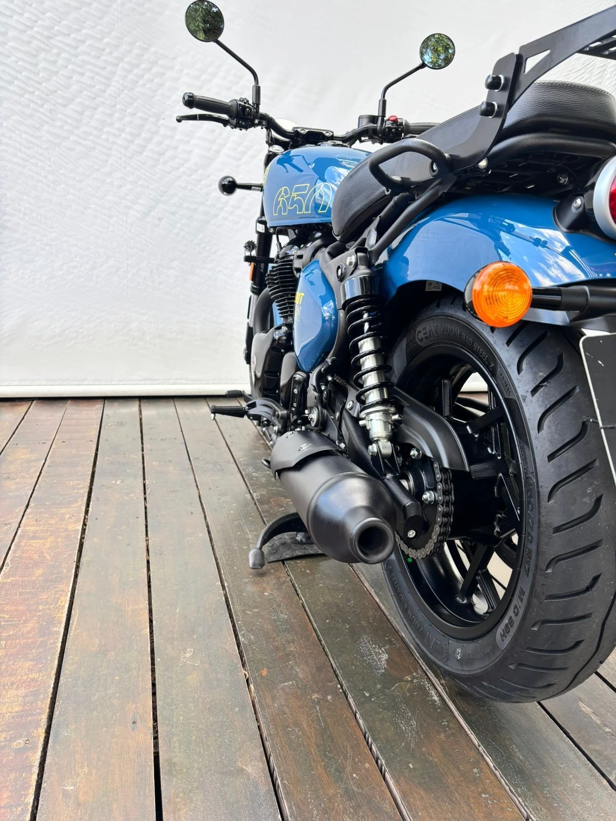 ROYAL ENFIELD SHOTGUN 650 STENCIL WHITE