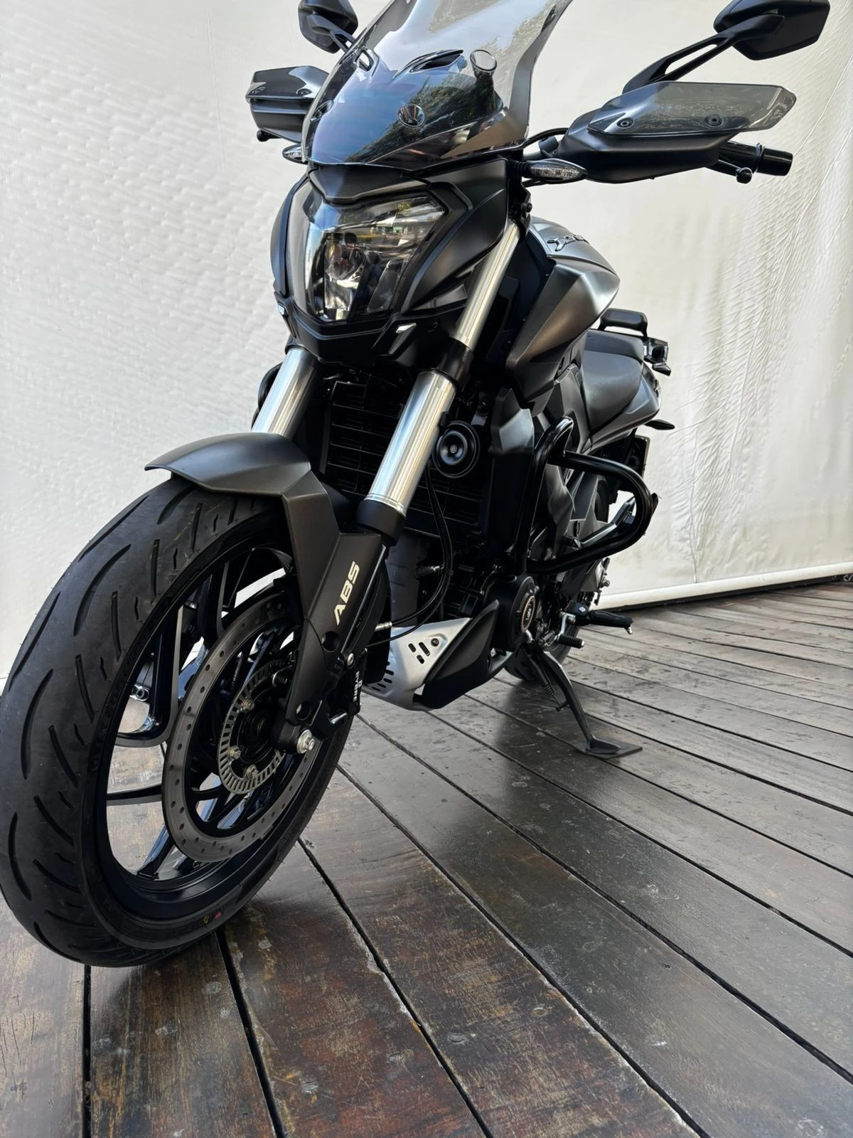 BAJAJ DOMINAR 400