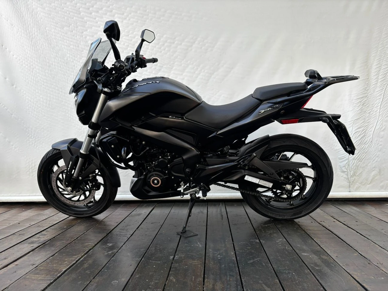 BAJAJ DOMINAR 400