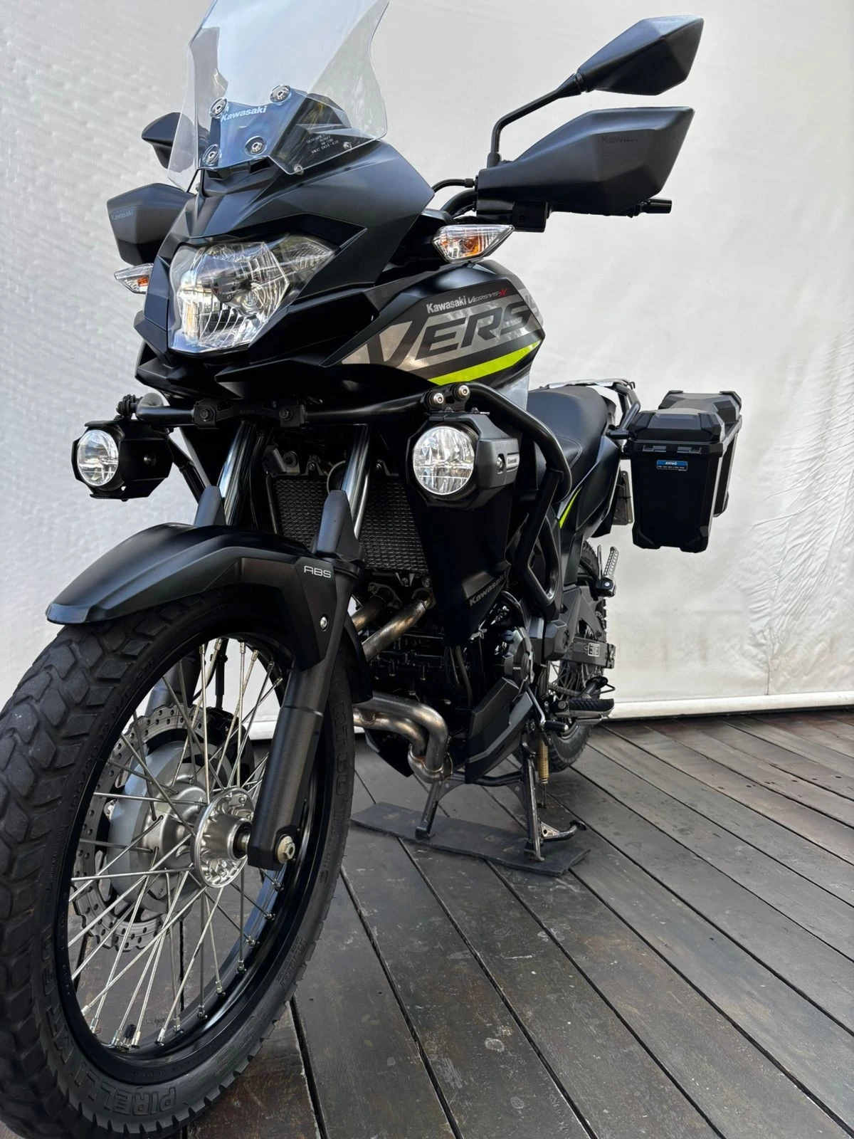 KAWASAKI VERSYS-X 300