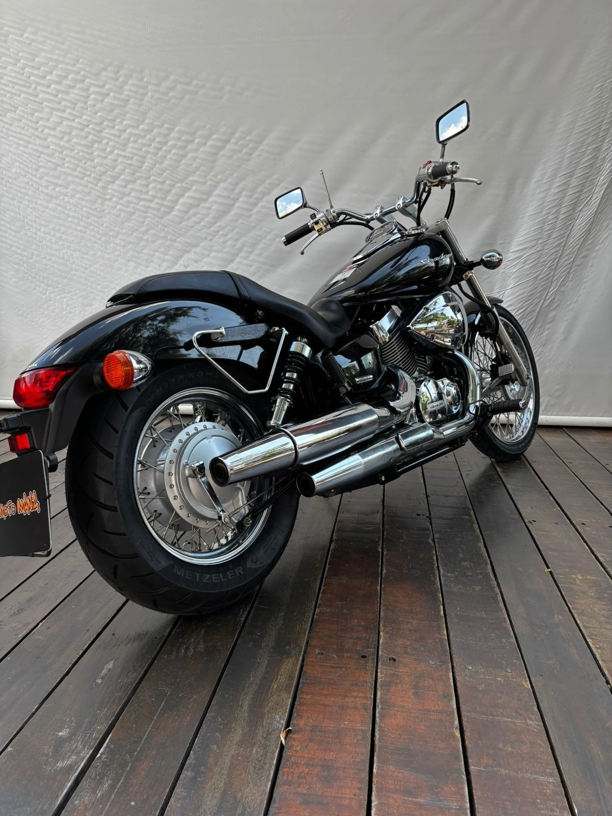 HONDA SHADOW 750