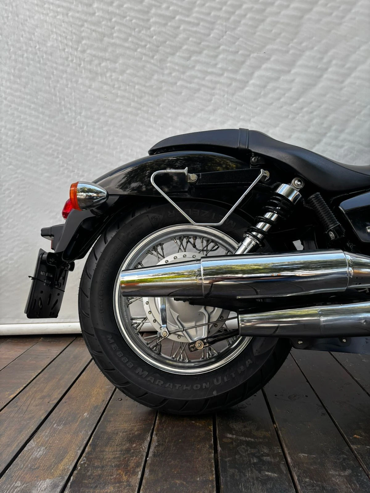 HONDA SHADOW 750