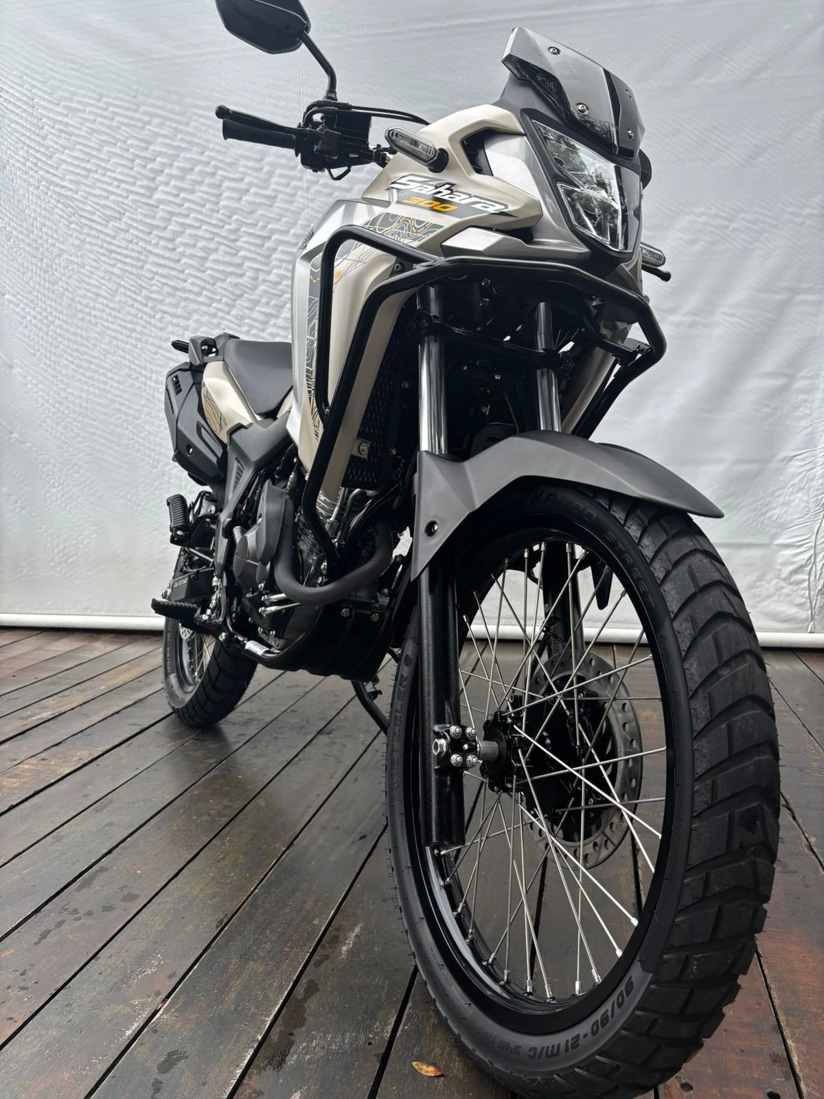 HONDA XRE 300 ADVENTURE