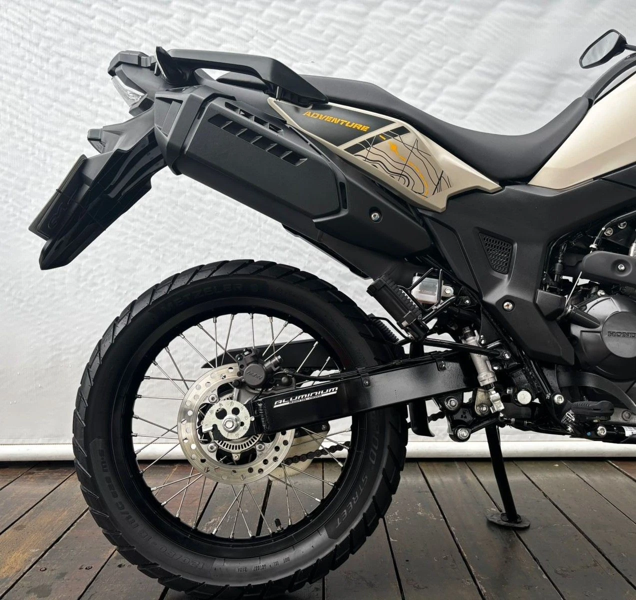 HONDA XRE 300 ADVENTURE