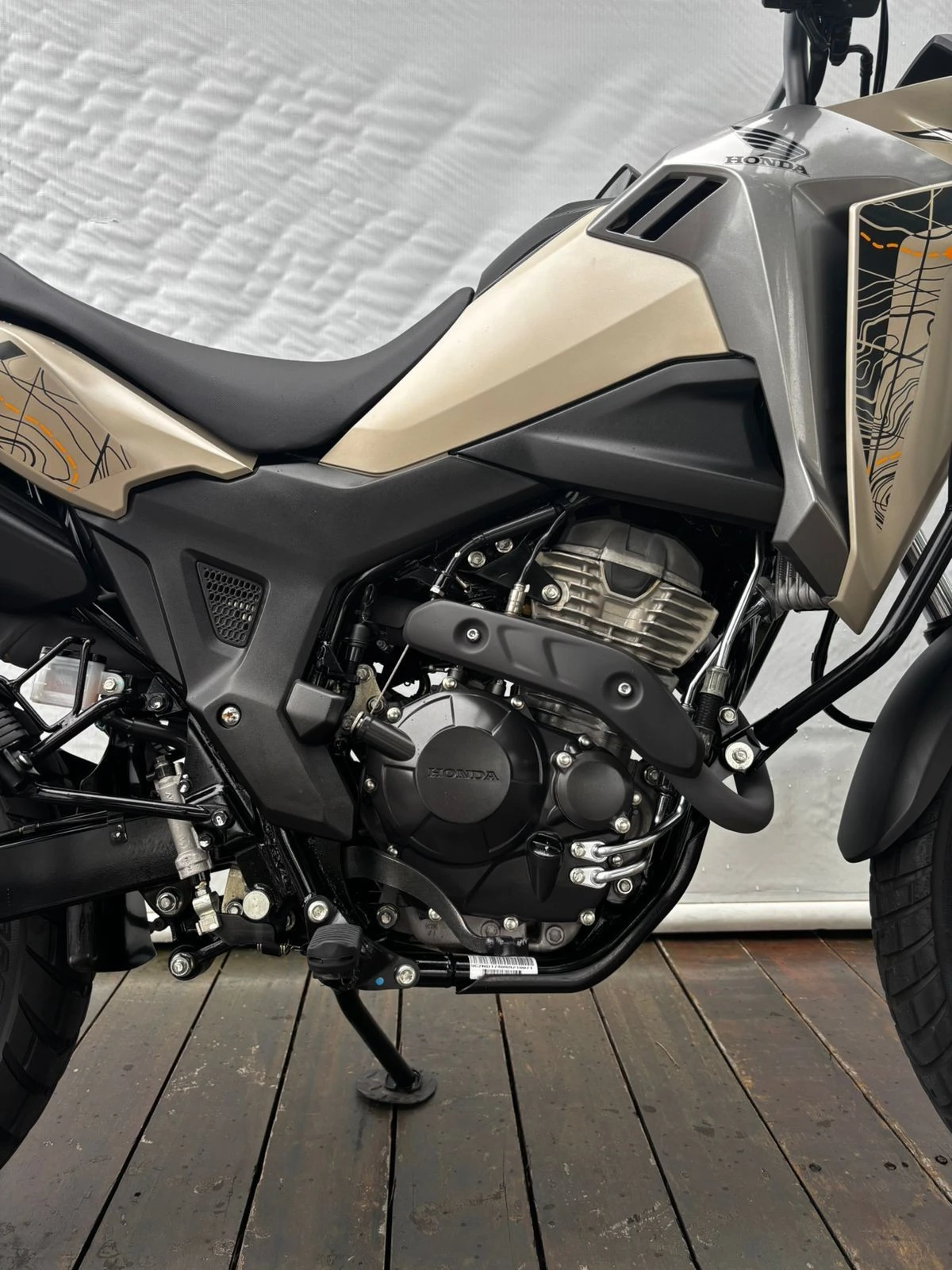 HONDA XRE 300 ADVENTURE