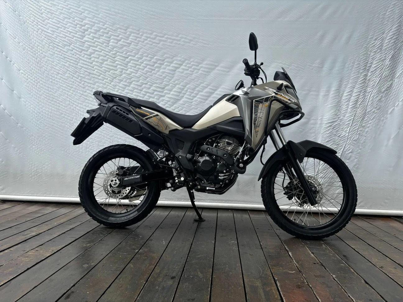 HONDA XRE 300 ADVENTURE