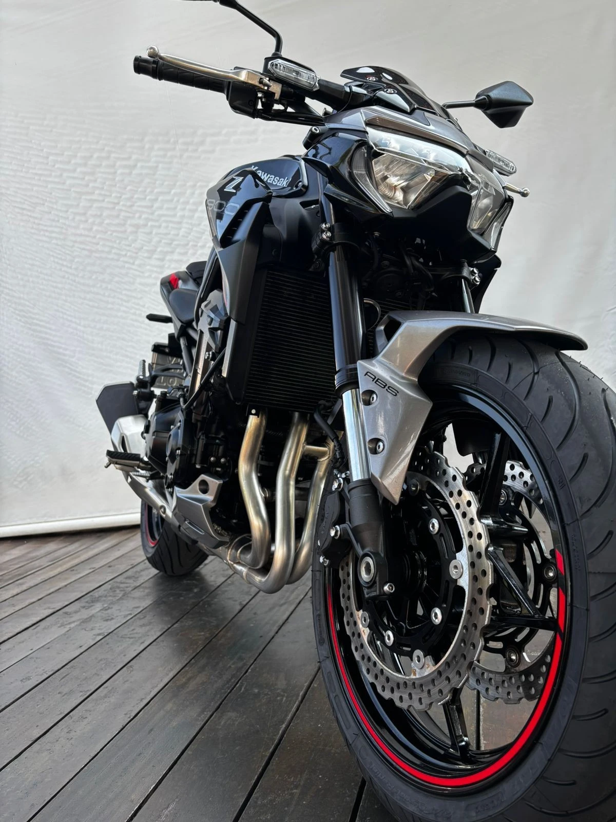 KAWASAKI Z900