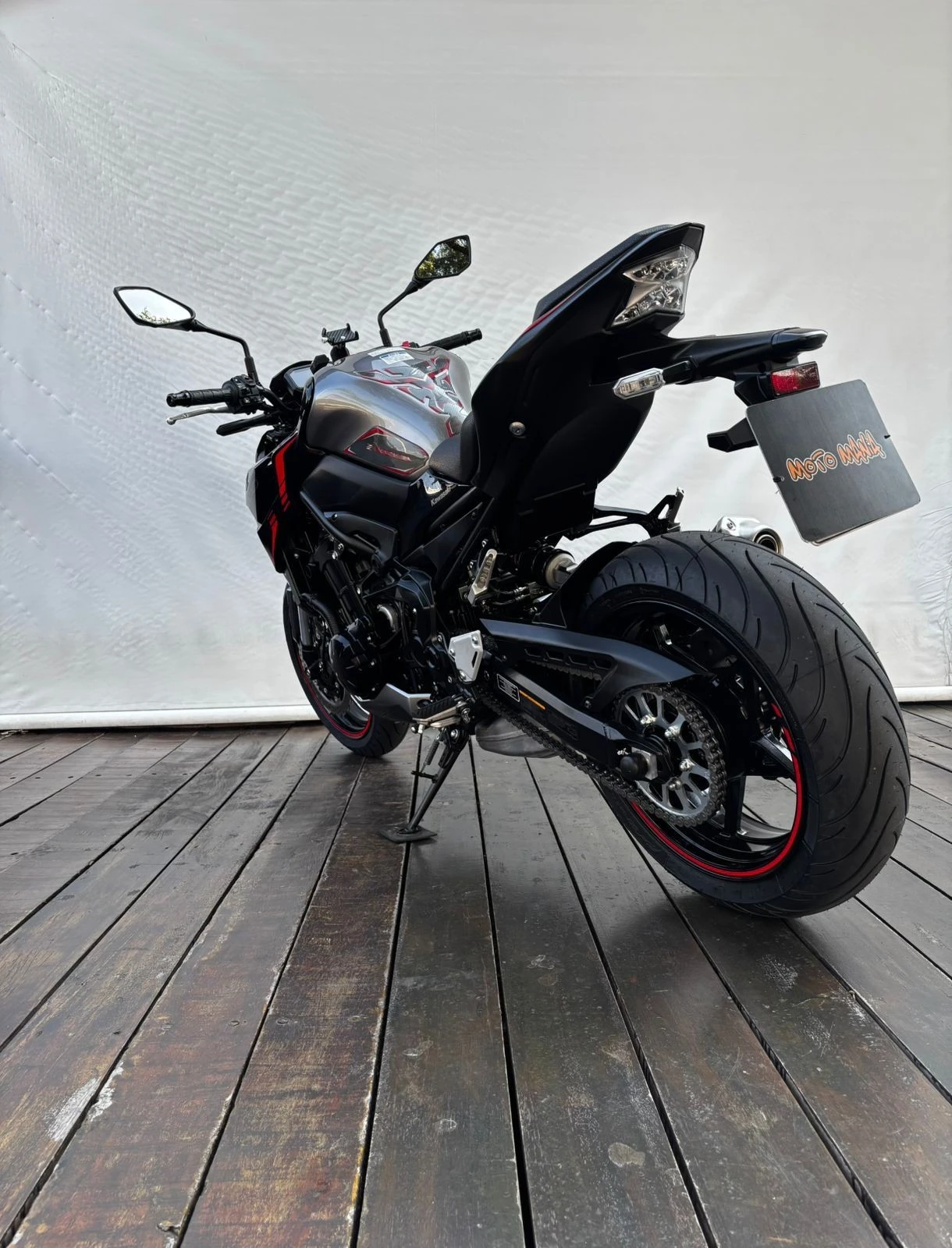 KAWASAKI Z900