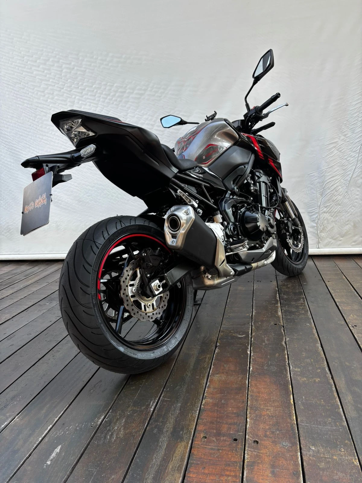 KAWASAKI Z900