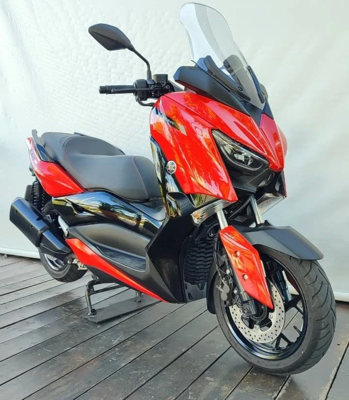 YAMAHA XMAX ABS