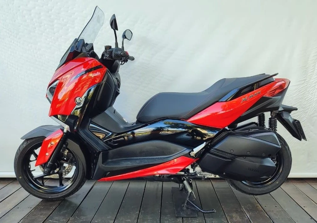 YAMAHA XMAX ABS