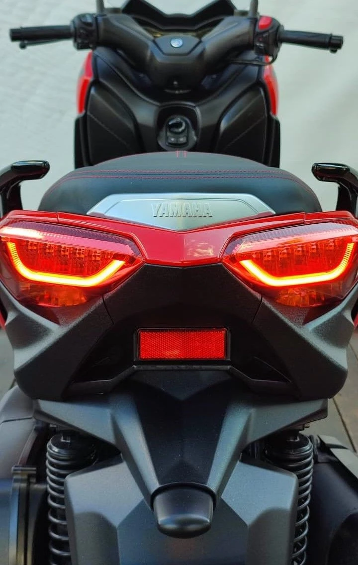 YAMAHA XMAX ABS