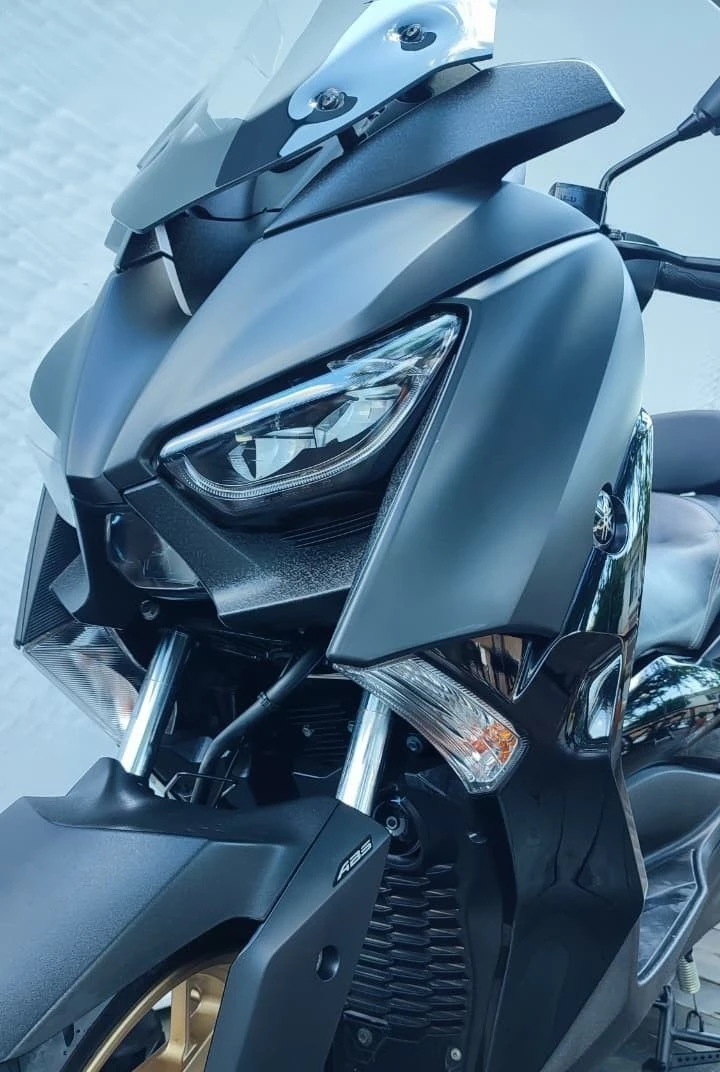 YAMAHA XMAX ABS