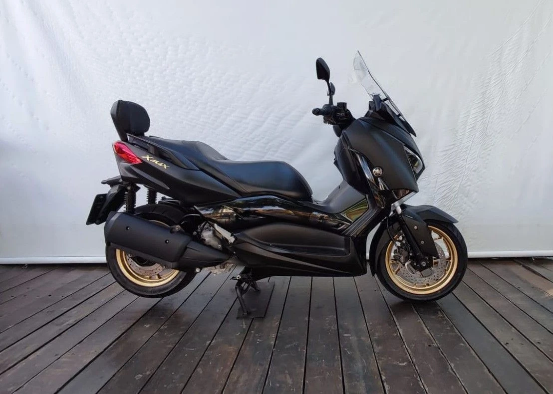 YAMAHA XMAX ABS