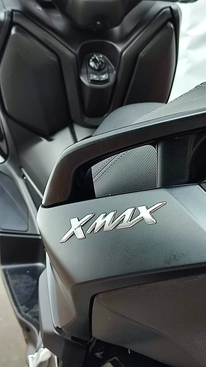 YAMAHA XMAX 250 CONNECTED ABS
