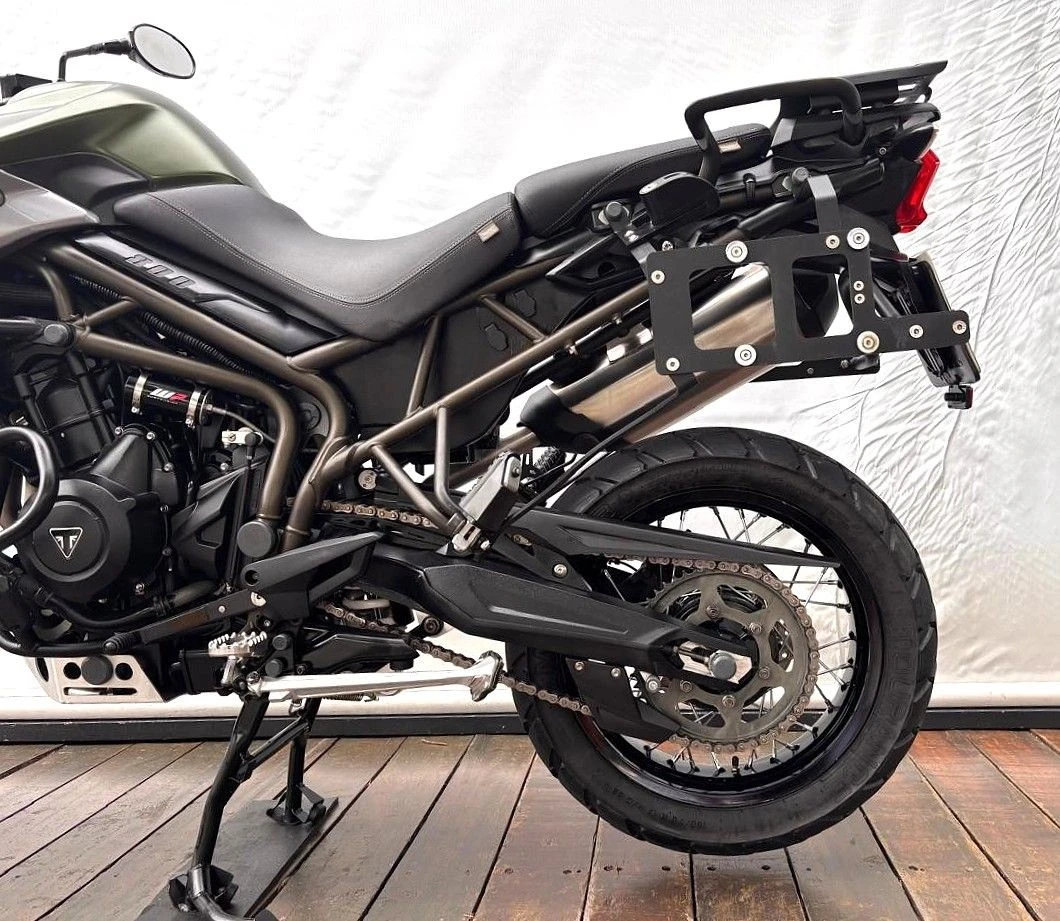 TRIUMPH TIGER 800 XCA