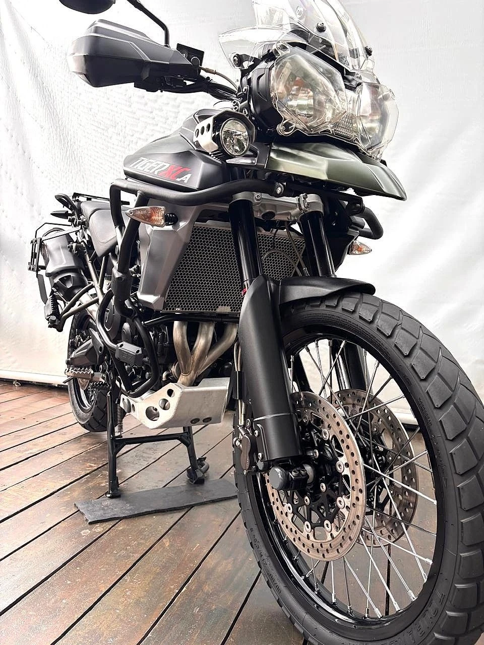 TRIUMPH TIGER 800 XCA
