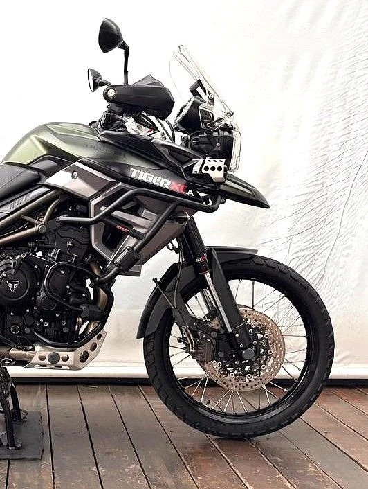 TRIUMPH TIGER 800 XCA
