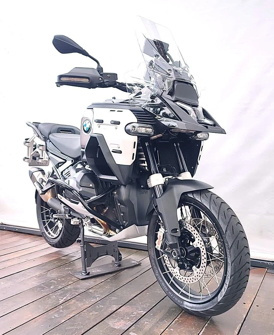 BMW R 1300 GS ADVENTURE TRIPLE BLACK