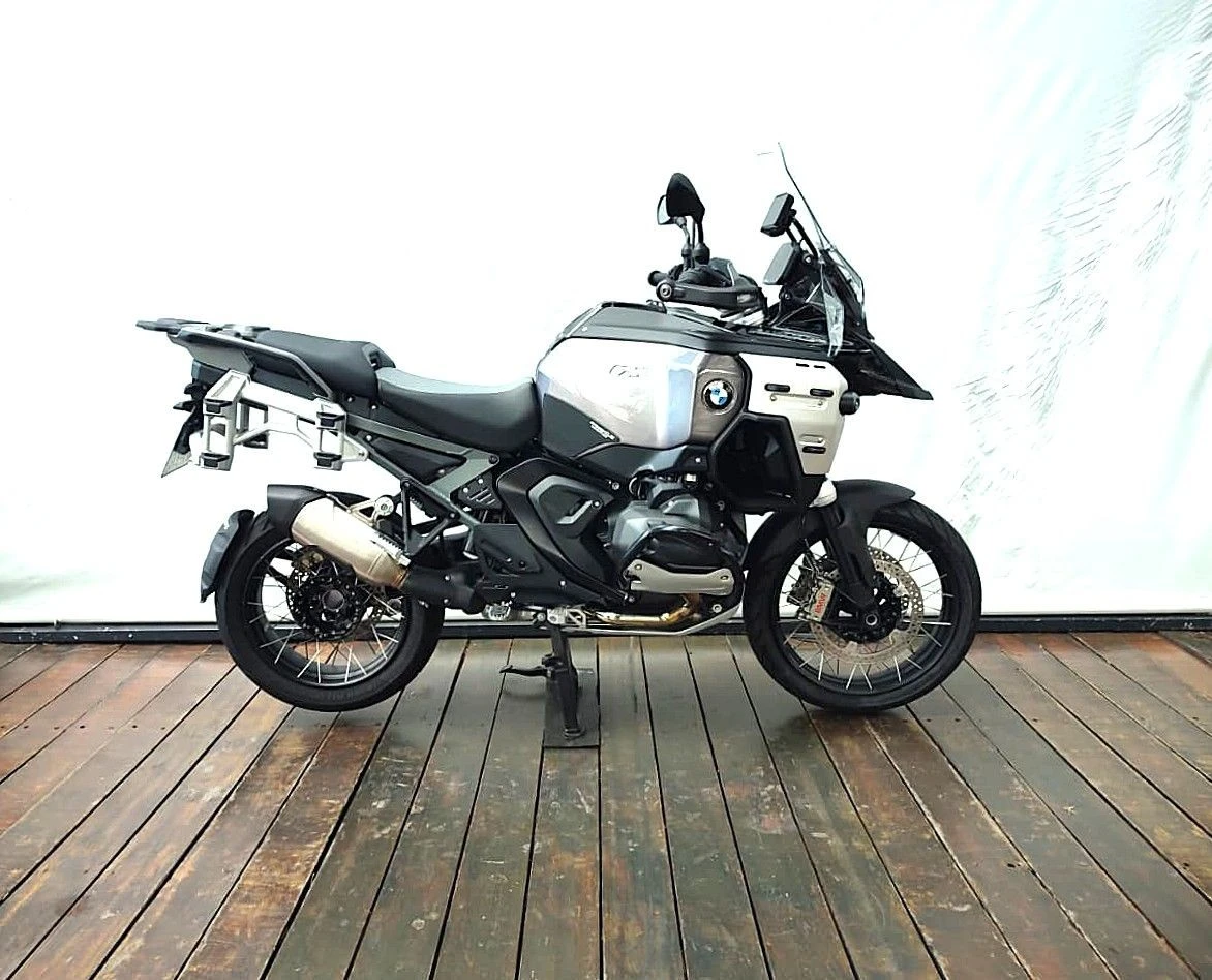 BMW R 1300 GS ADVENTURE TRIPLE BLACK