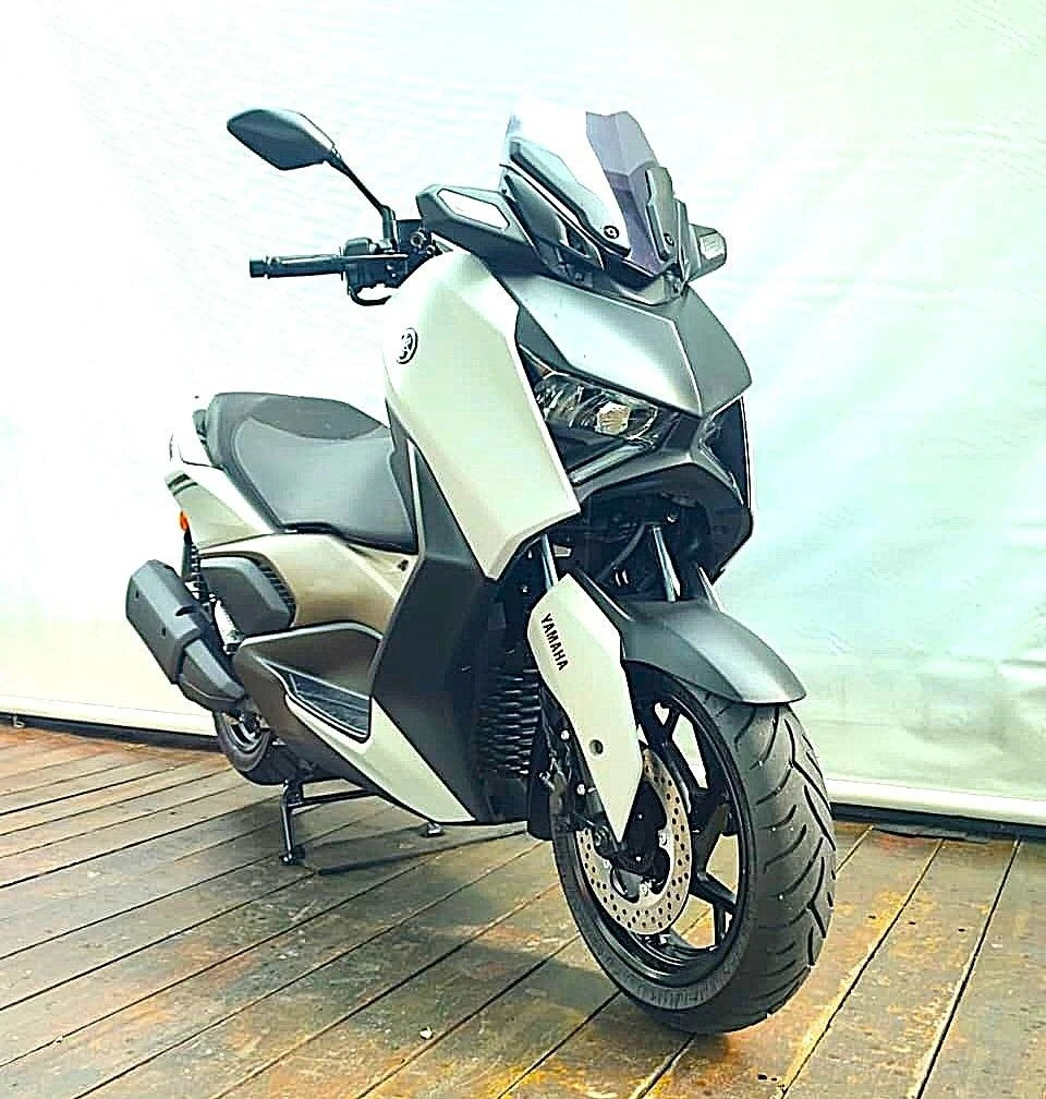 YAMAHA XMAX 250 CONNECTED ABS
