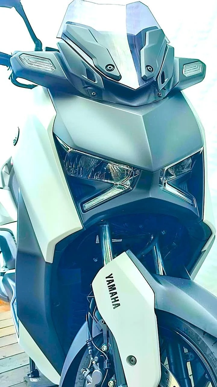 YAMAHA XMAX 250 CONNECTED ABS