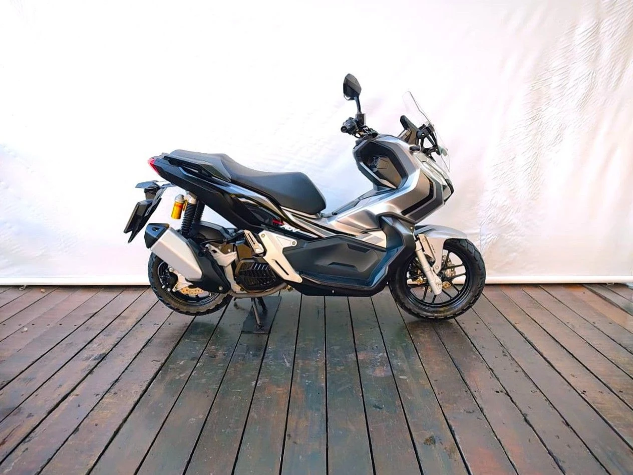 HONDA ADV 150