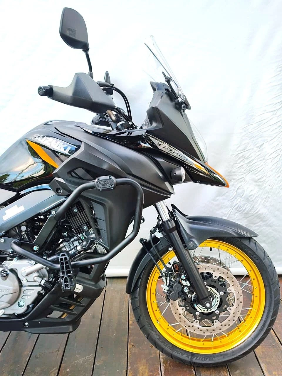 SUZUKI SUZUKI DL 650 XT V-STROM