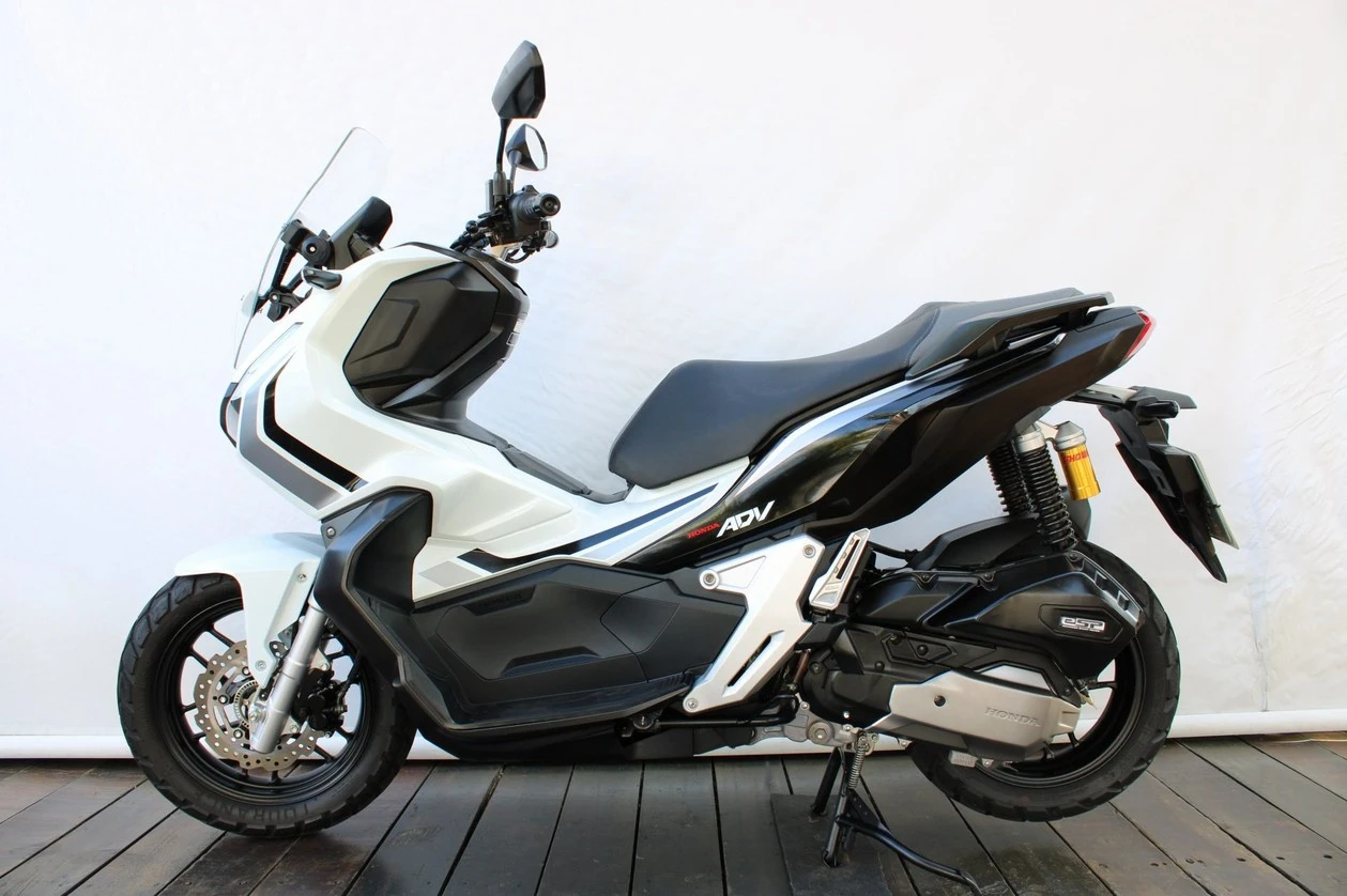 HONDA ADV 150