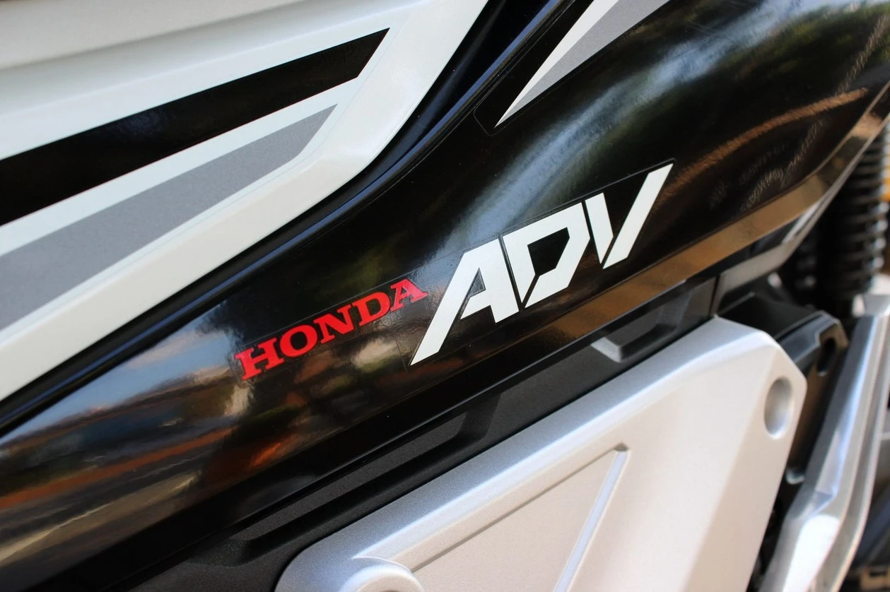 HONDA ADV 150