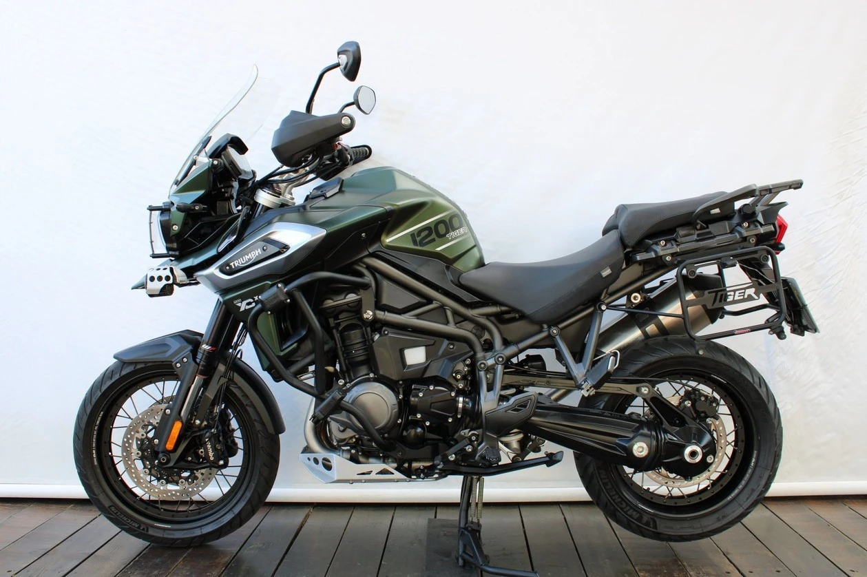 TRIUMPH TIGER 1200 XCX