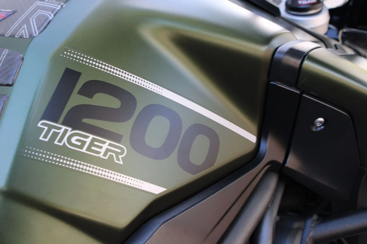 TRIUMPH TIGER 1200 XCX