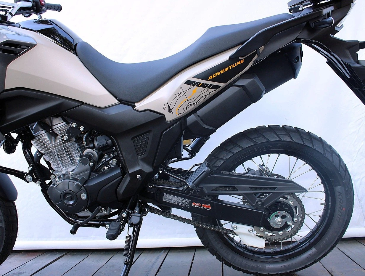 HONDA XRE 300 SAHARA ADVENTURE