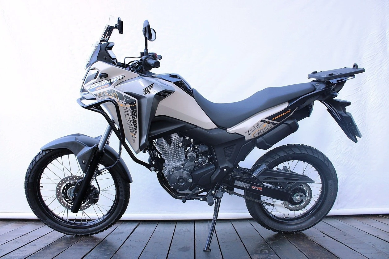 HONDA XRE 300 SAHARA ADVENTURE