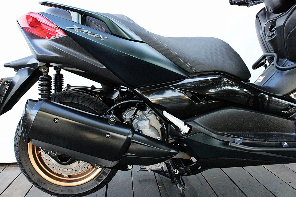 YAMAHA XMAX ABS