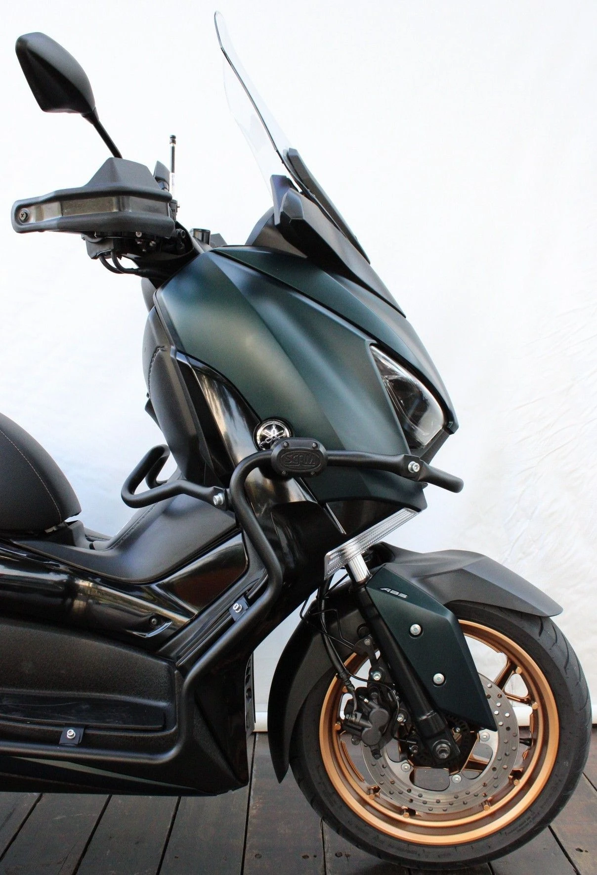 YAMAHA XMAX ABS