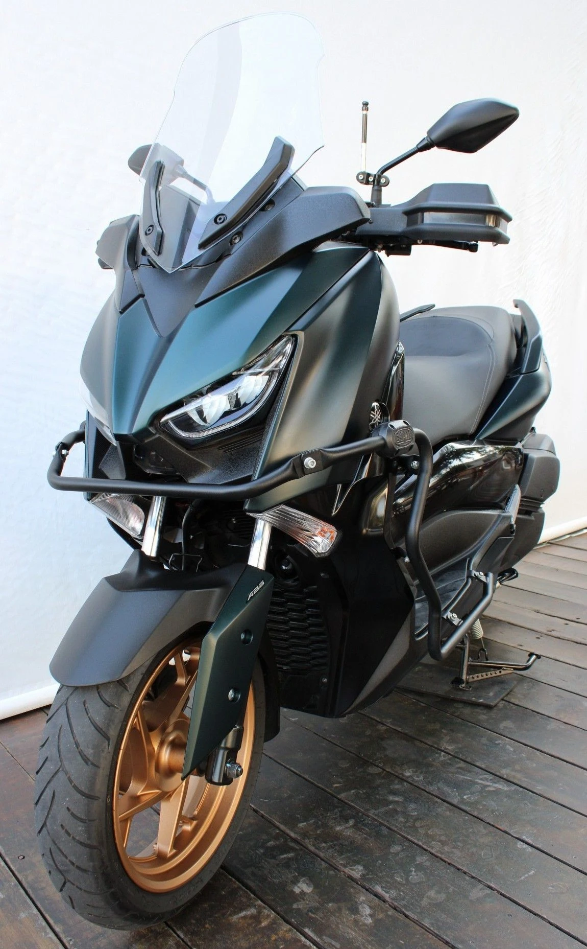 YAMAHA XMAX ABS