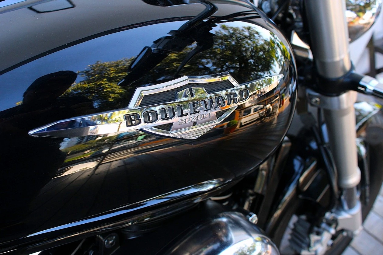 SUZUKI BOULEVARD M800