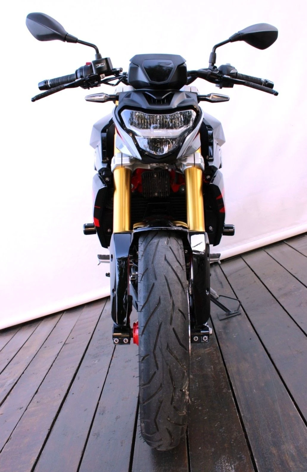 BMW G 310 R