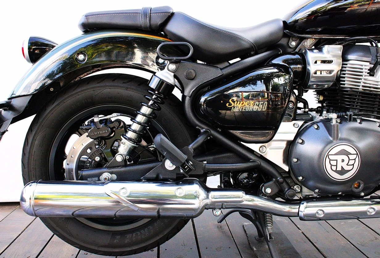 ROYAL ENFIELD METEOR 650 INTERSTELLAR