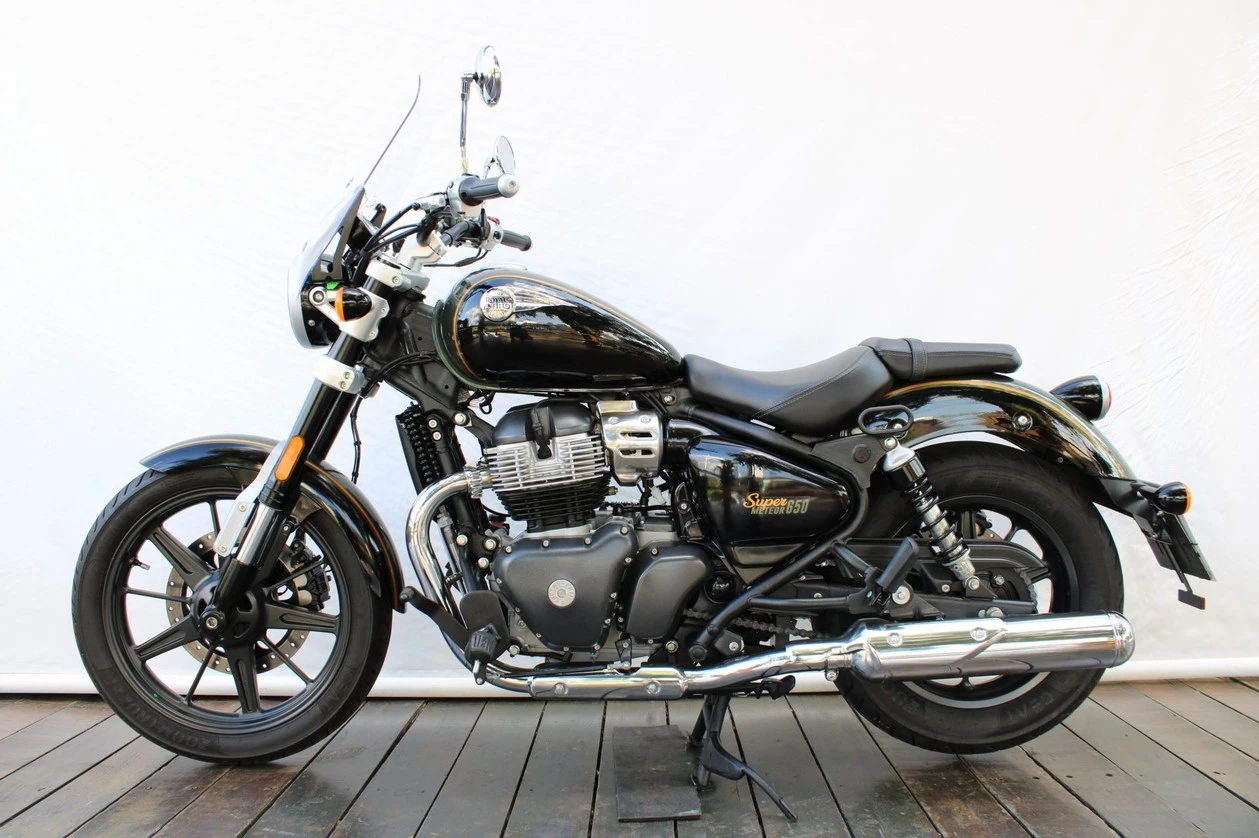 ROYAL ENFIELD METEOR 650 INTERSTELLAR
