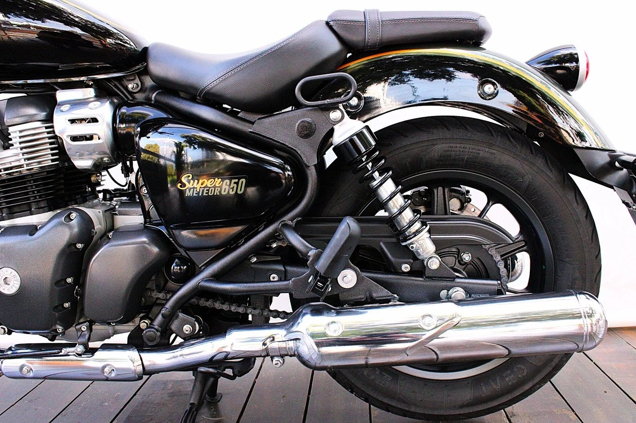 ROYAL ENFIELD METEOR 650 INTERSTELLAR